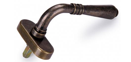 1135 Handles